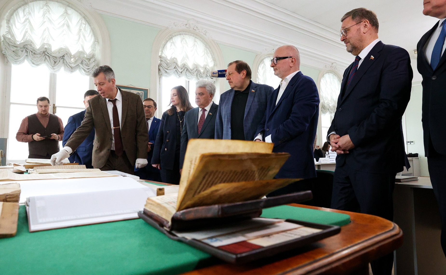 Первое заседание в рамках «Сенатских чтений» на тему «От Вече до Правительствующего сената: предыстория российского парламентаризма»