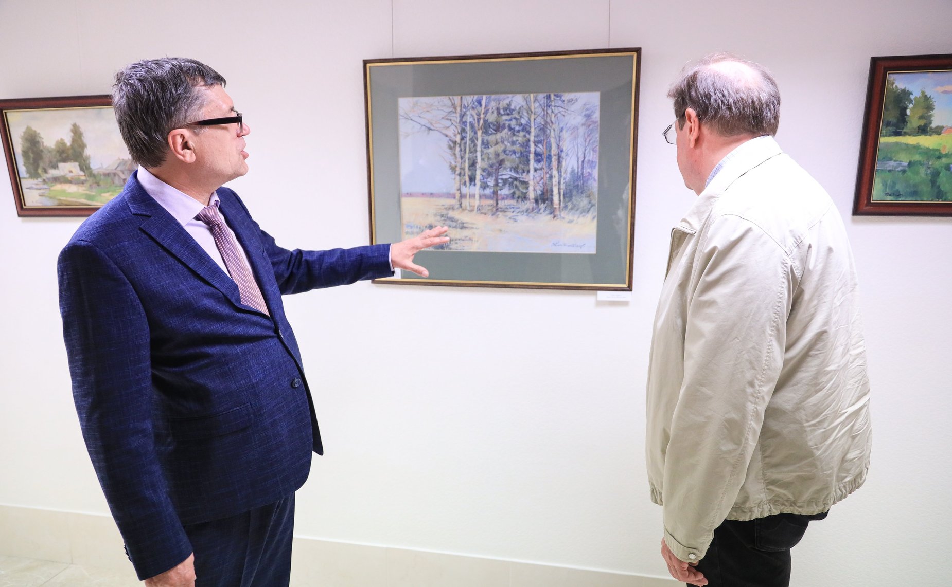 Открытие в Совете Федерации выставки художника Валерия Константинова «Россия негасимый свет»