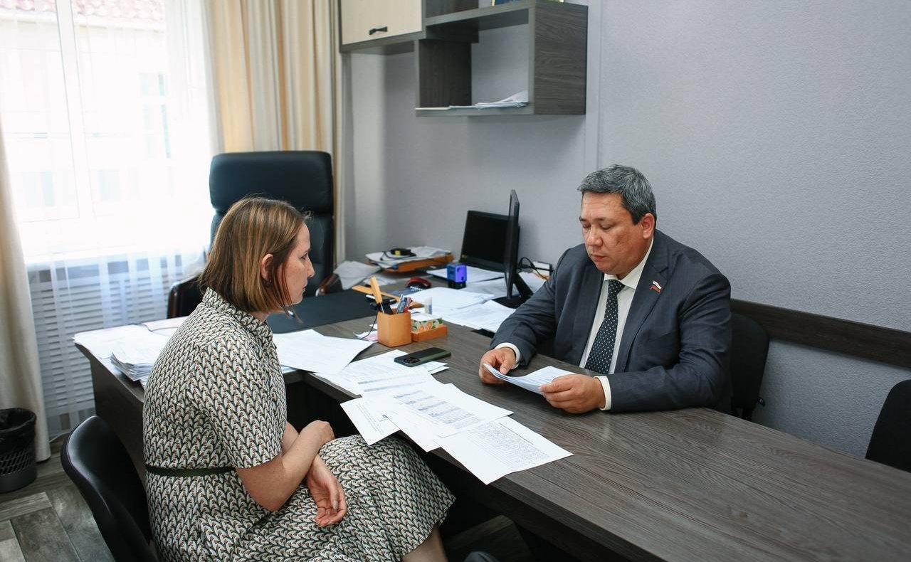 Владимир Полетаев проинспектировал работу социальных и образовательных учреждений Республики Алтай