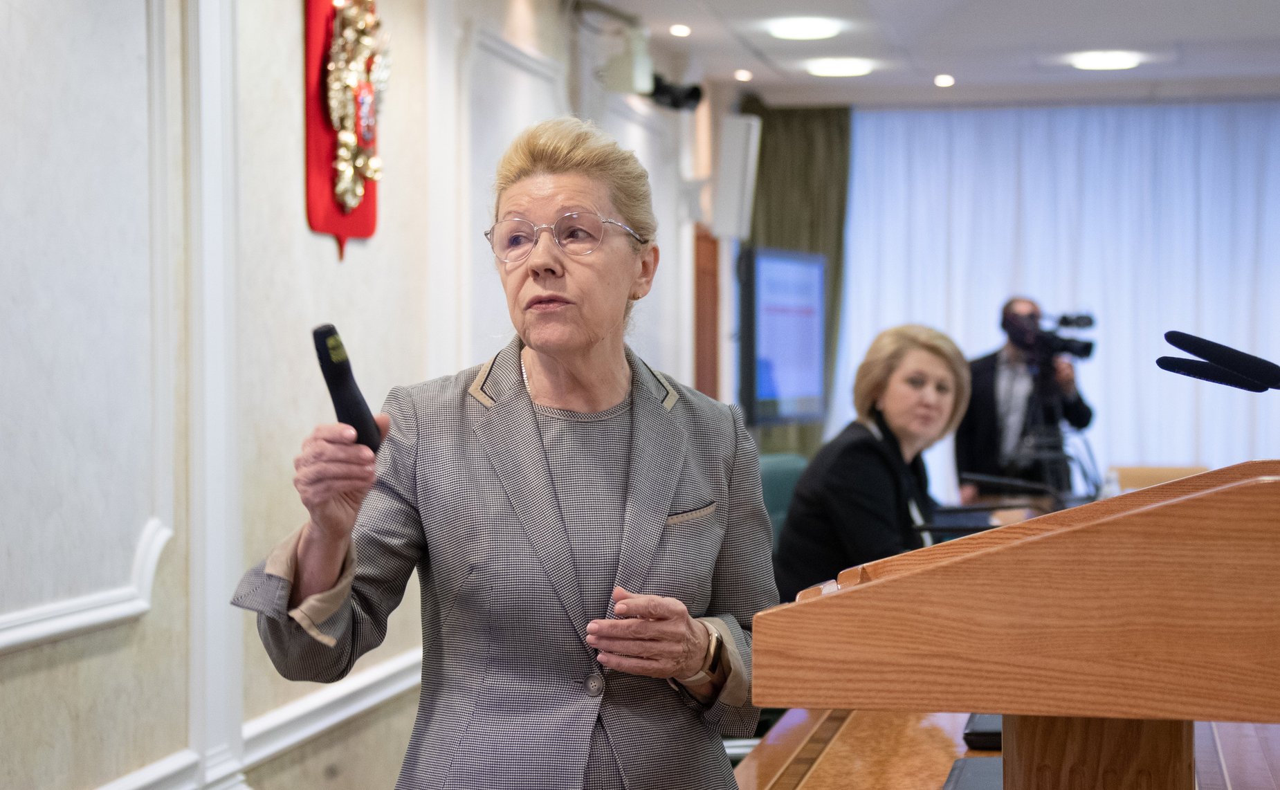 Елена Мизулина