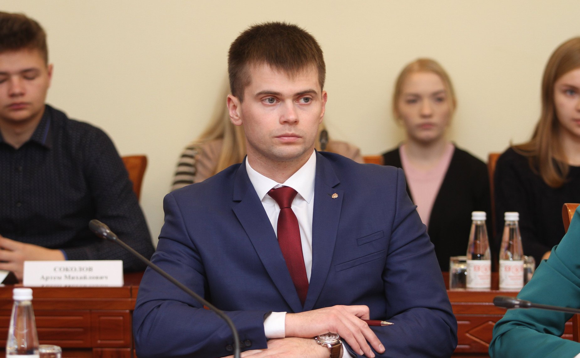 Заседание Дискуссионного клуба Молодежного парламента Вологодской области на тему «Бюджет региона: стабильный фундамент динамичного развития»