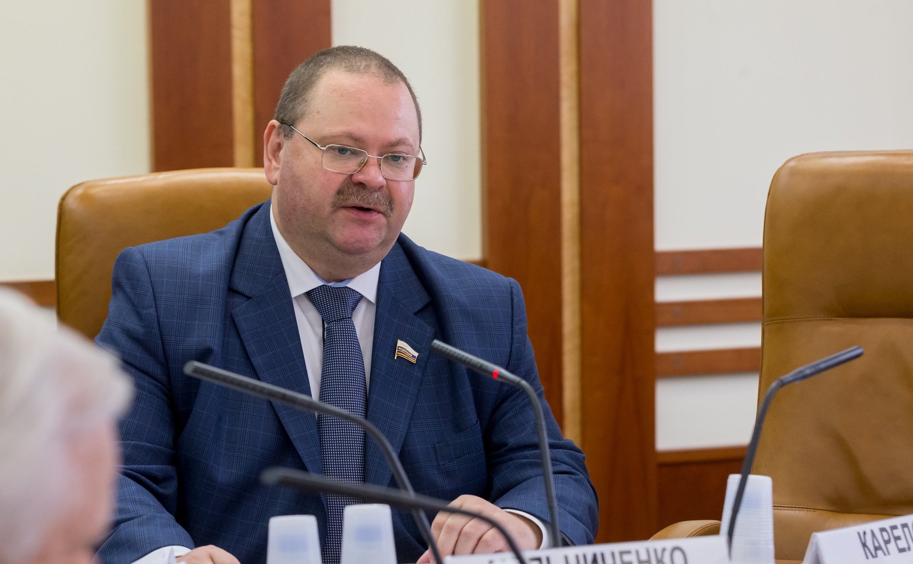 Олег Мельниченко