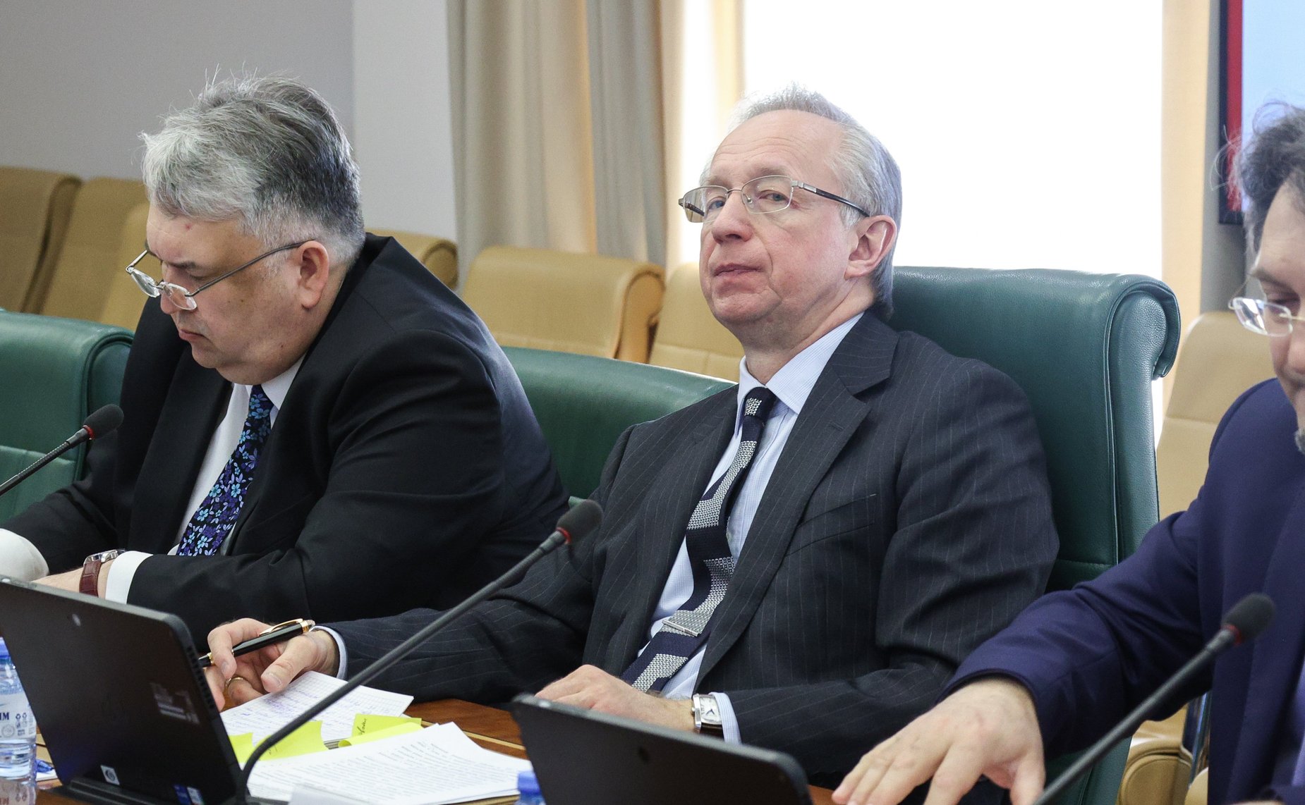 Совещание Комитета СФ по международным делам