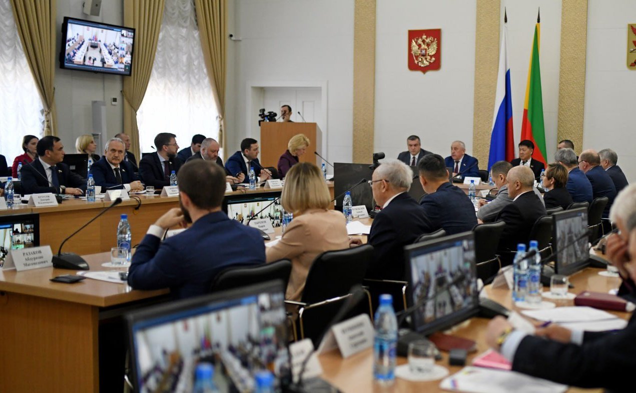 Сергей Михайлов предложил ввести преференции для регионов Дальнего Востока и Сибири в части ремонта дорог по программе комплексного развития сельских территорий