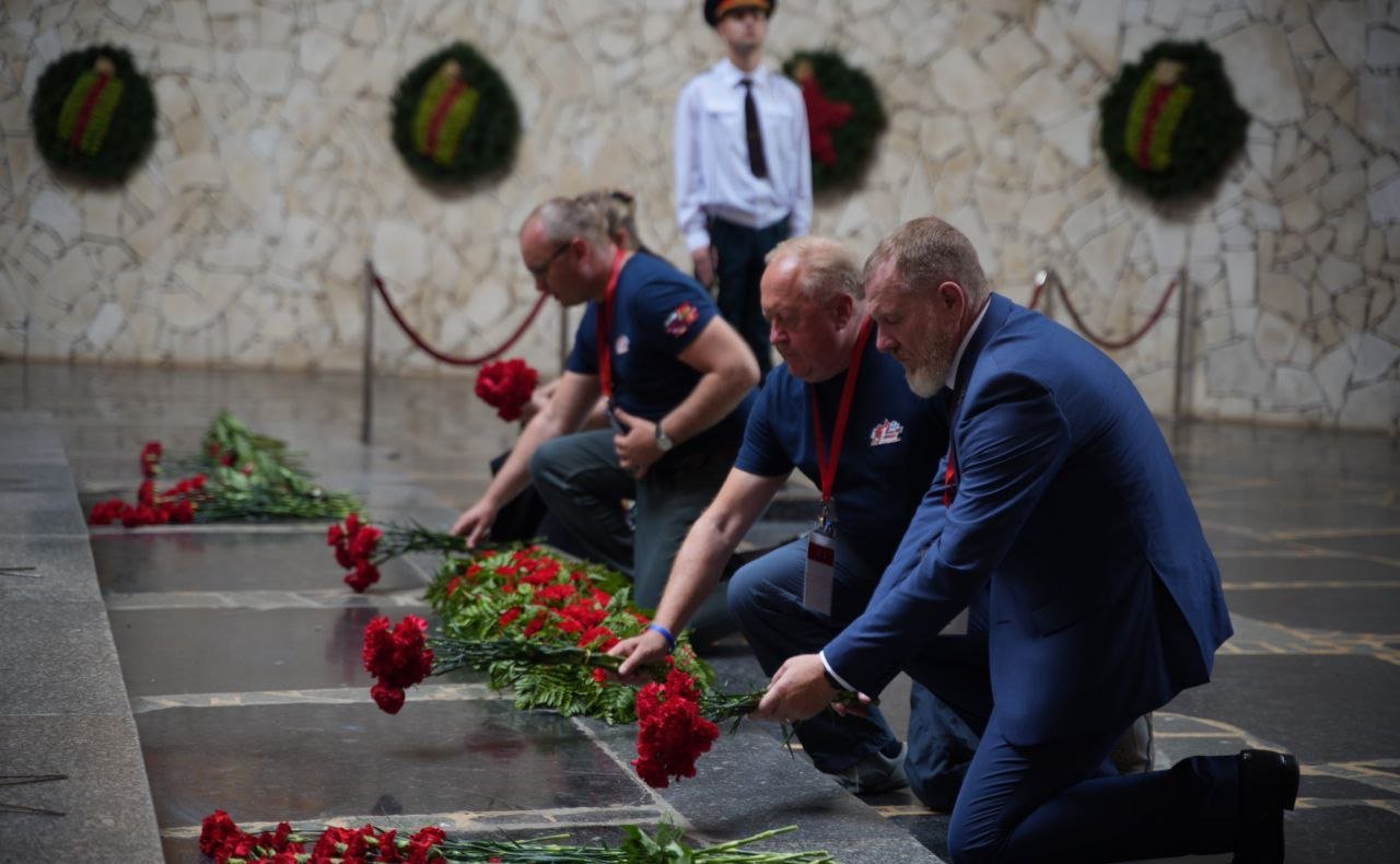 Сергей Горняков приветствовал участников культурно-образовательного проекта «Поезд Памяти» в Волгограде