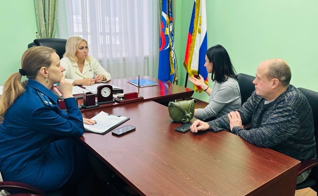 Светлана Кириллова провела прием граждан в Костроме