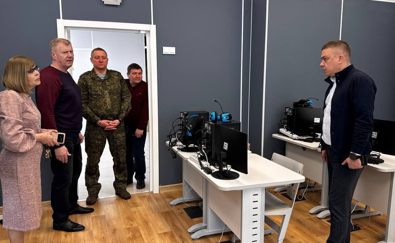 Айрат Гибатдинов посетил Ульяновское гвардейское суворовское военное училище