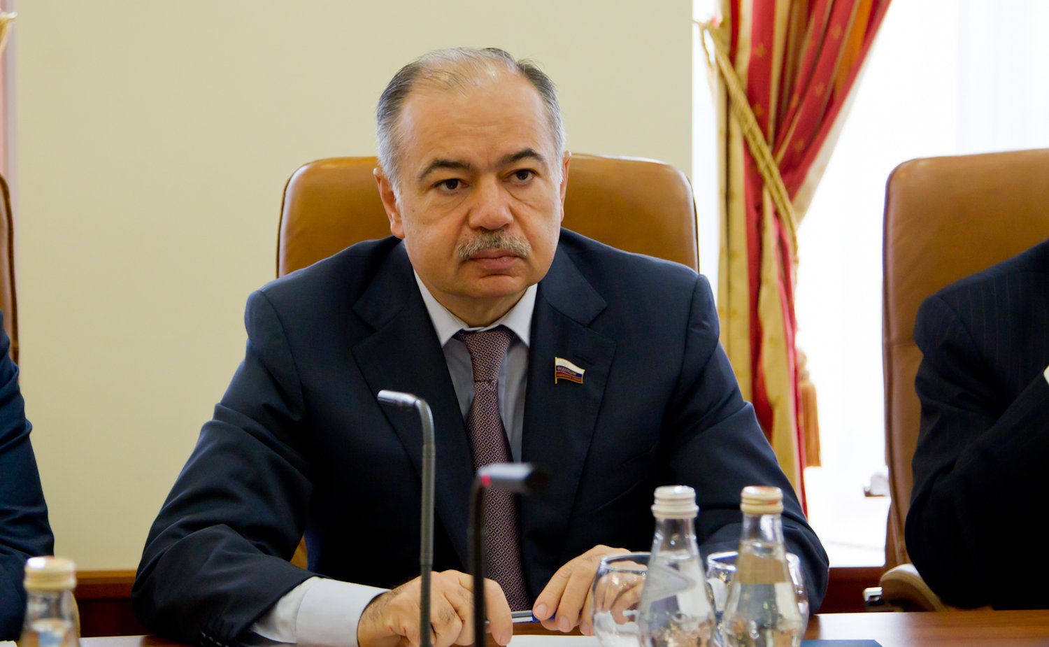 12-09-2013Умаханов-Китай-5