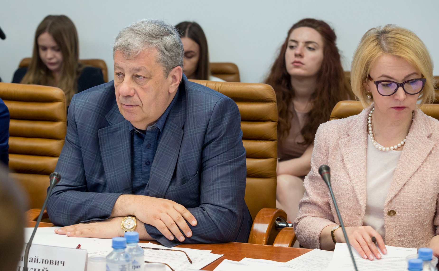 А. Чернецкий и И. Гехт