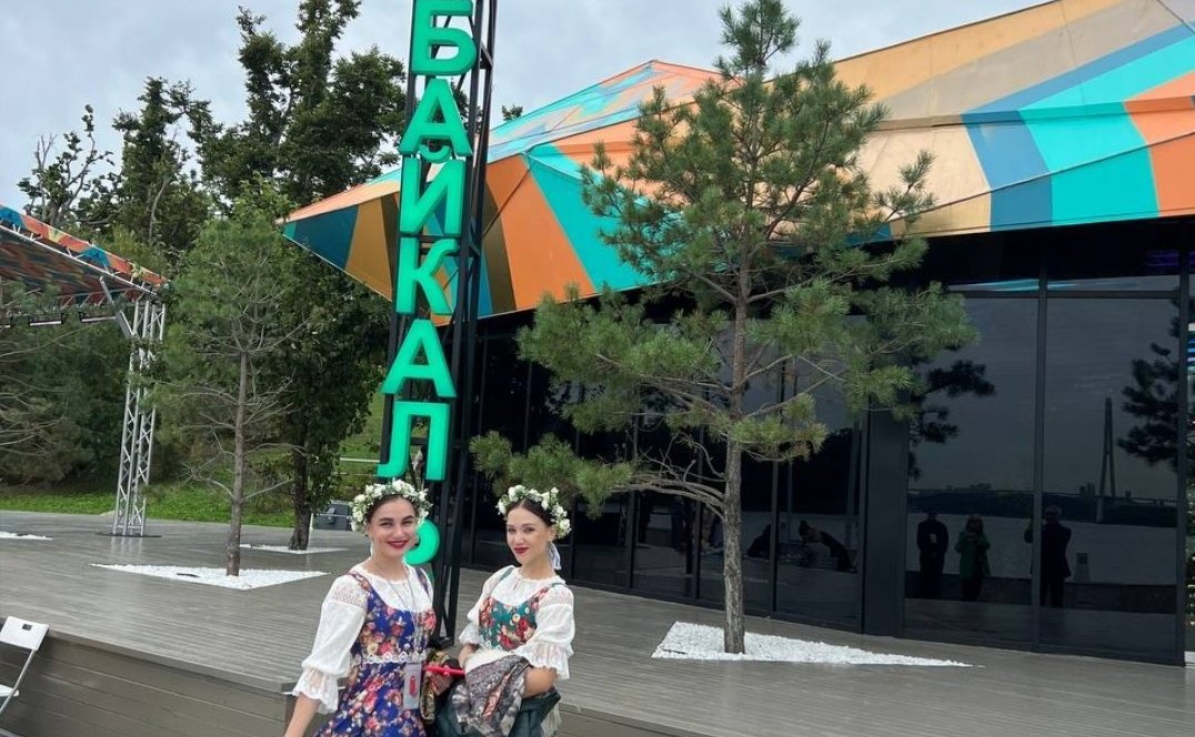 Баир Жамсуев принимает участие в работе VII Восточного экономического форума