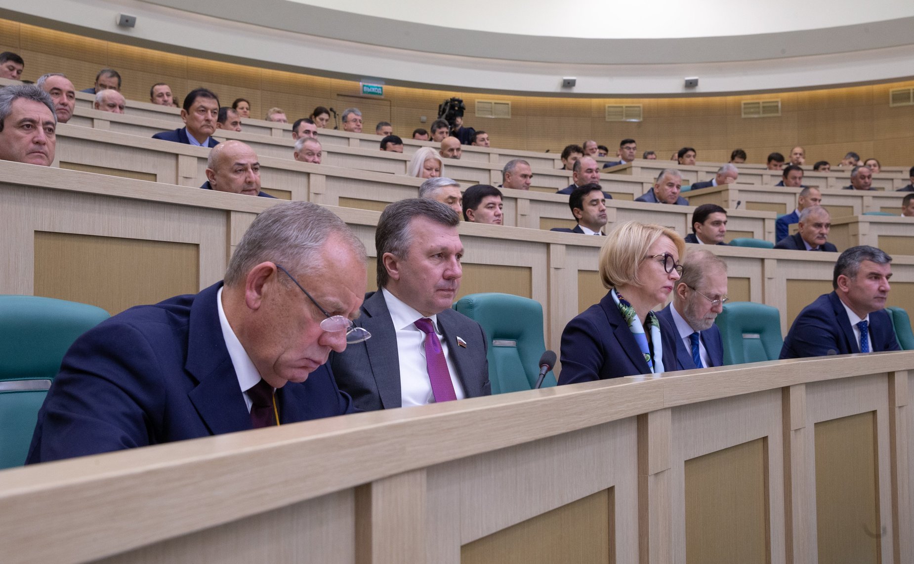 Пленарное заседание VI Межпарламентского форума Россия – Таджикистан