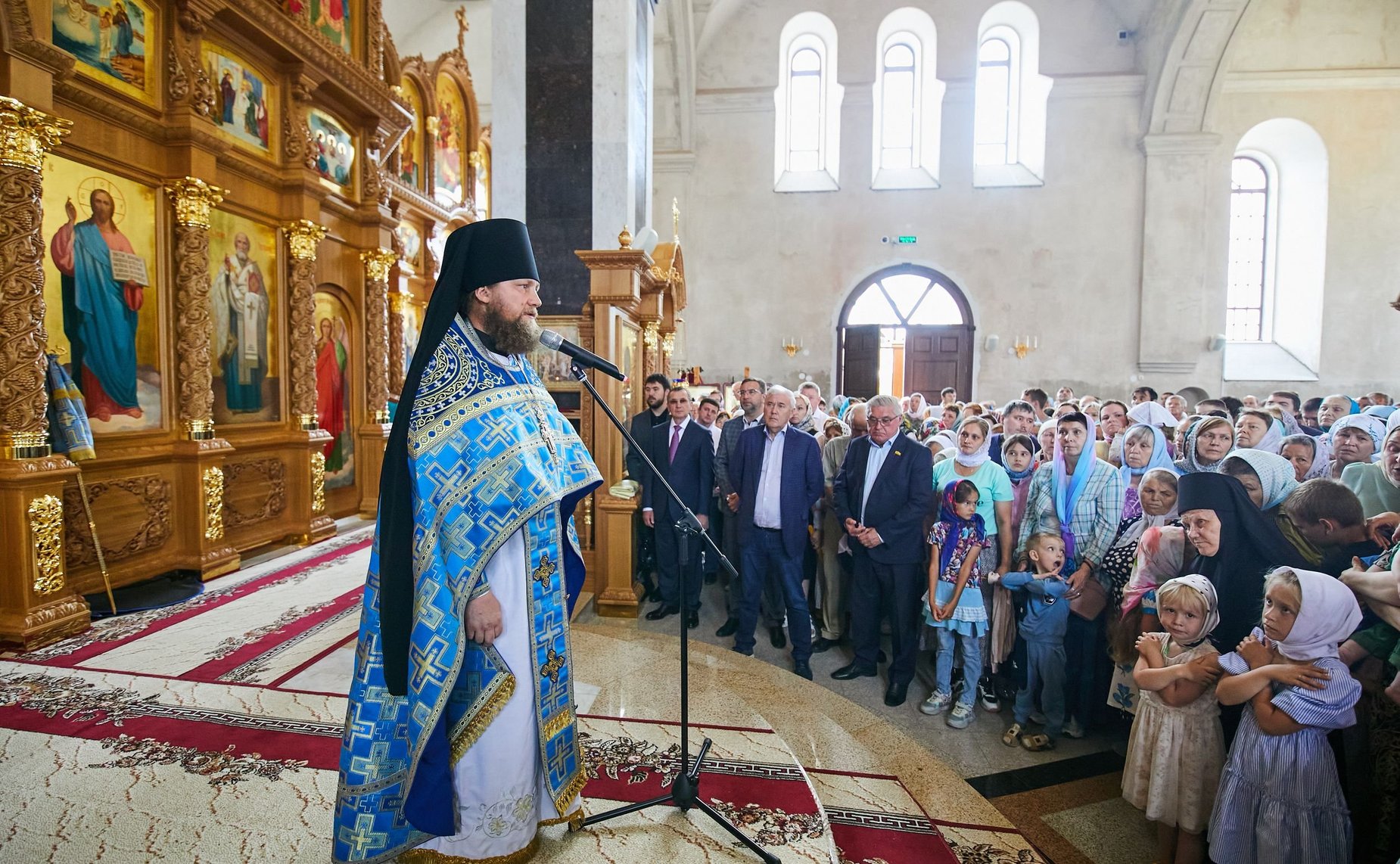 Николай Федоров принял участие в церемонии передачи списка чудотворной иконы Божией Матери «Млекопитательница» Тихвинскому Богородицкому женскому монастырю в Цивильске