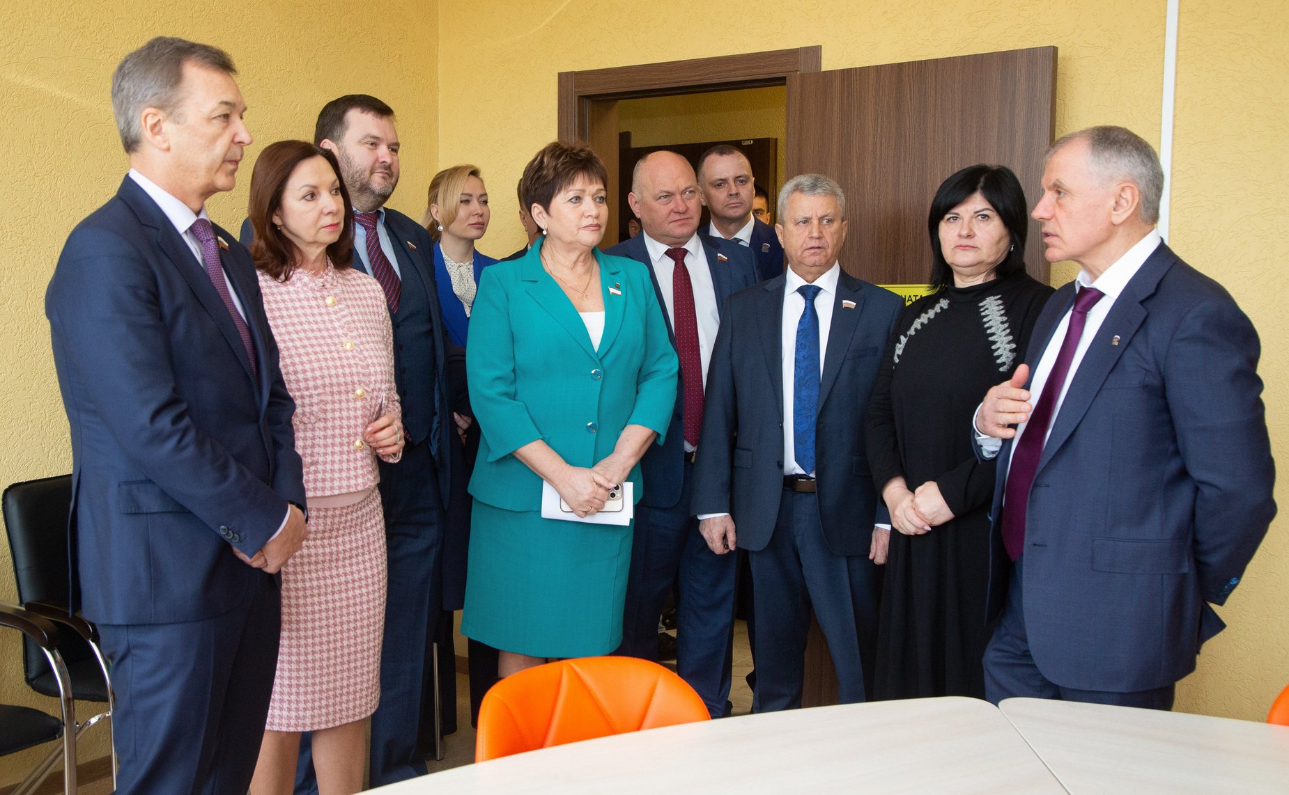 Сенаторы посетили Железнодорожненский сельский Дом культуры в Республике Крым