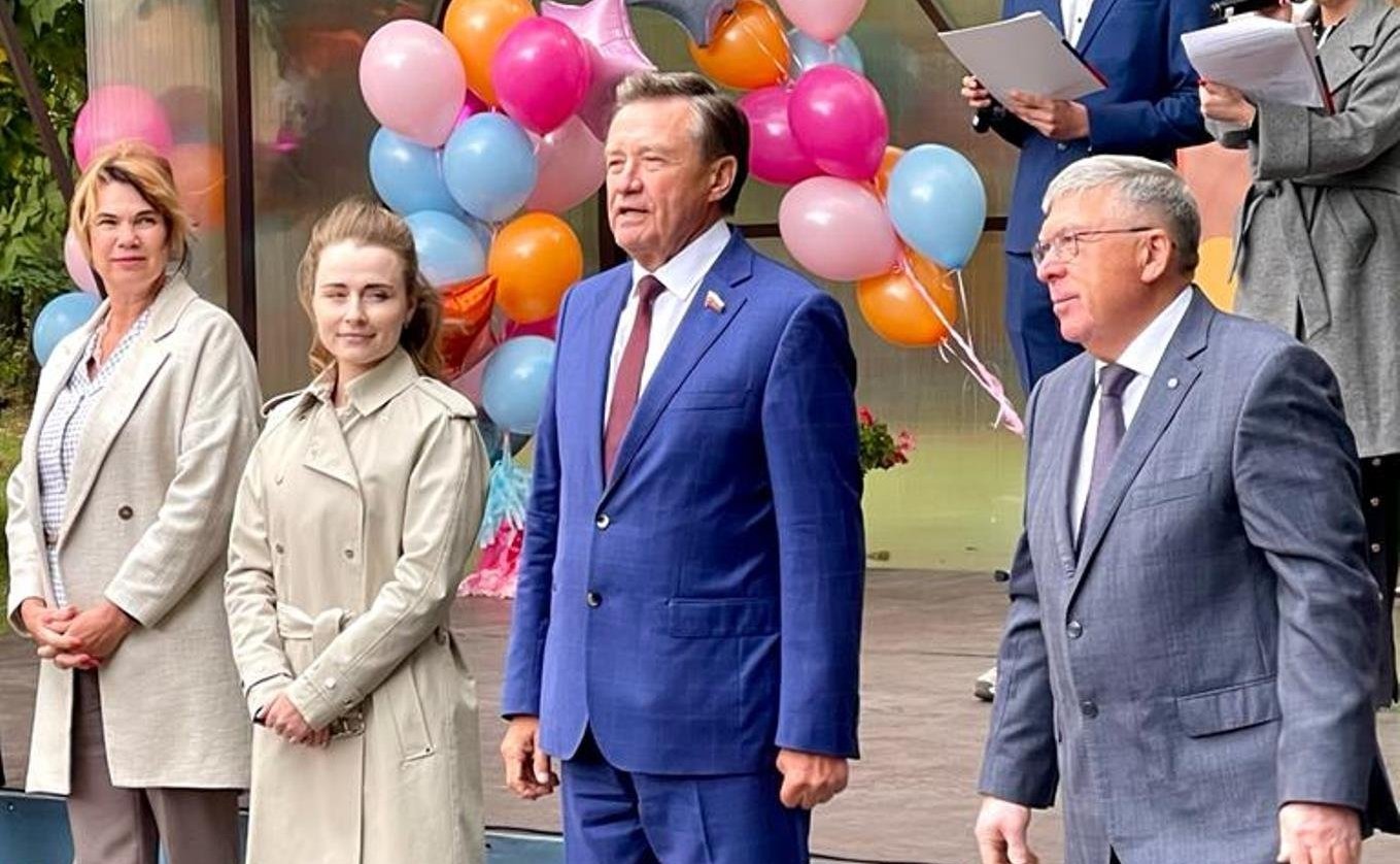 Сергей Рябухин в День знаний посетил Московский государственный гуманитарно-экономический университет — учреждение инклюзивного образования