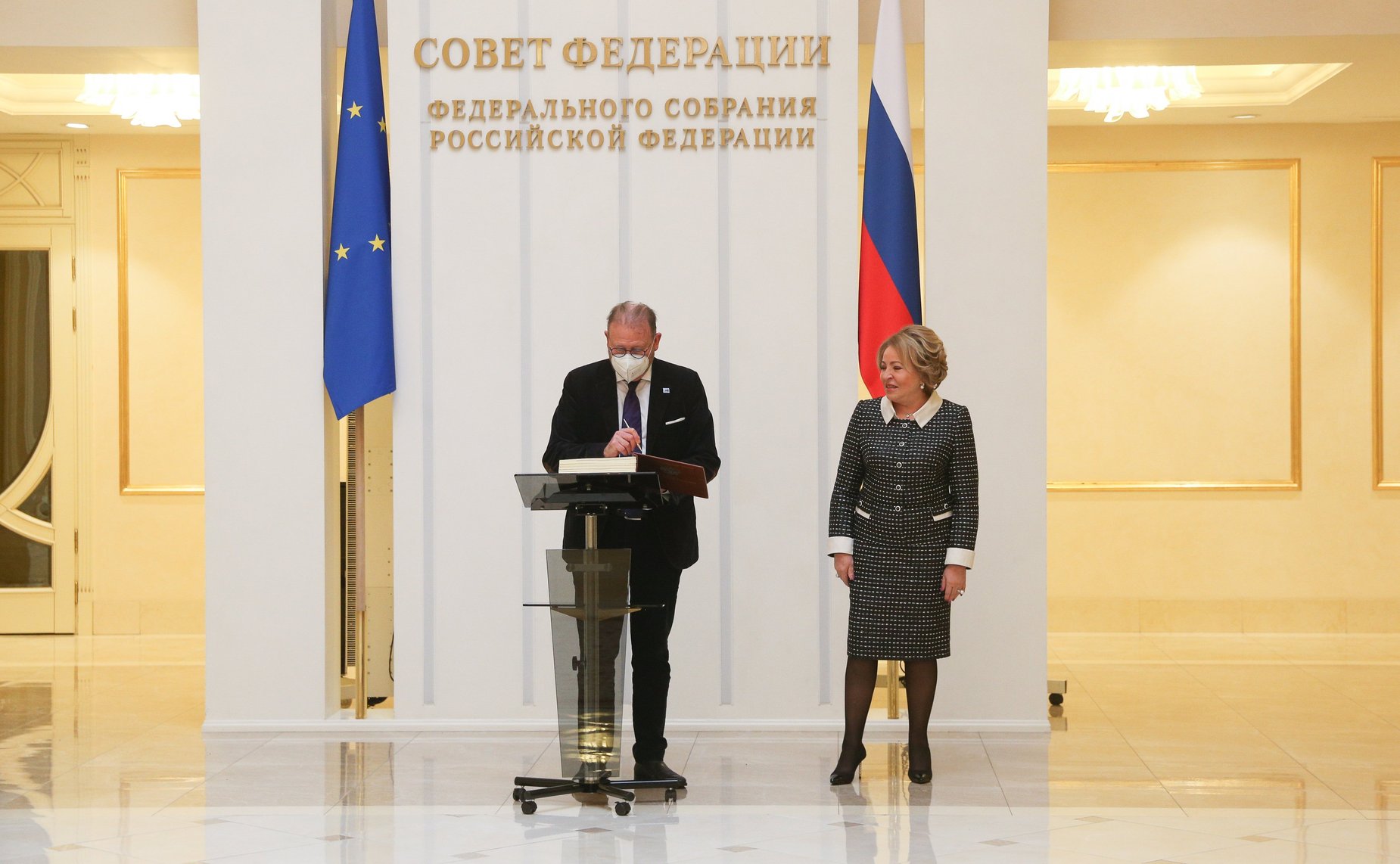 Встреча Председателя Совета Федерации Валентины Матвиенко с Председателем Парламентской ассамблеи Совета Европы Хендриком Дамсом