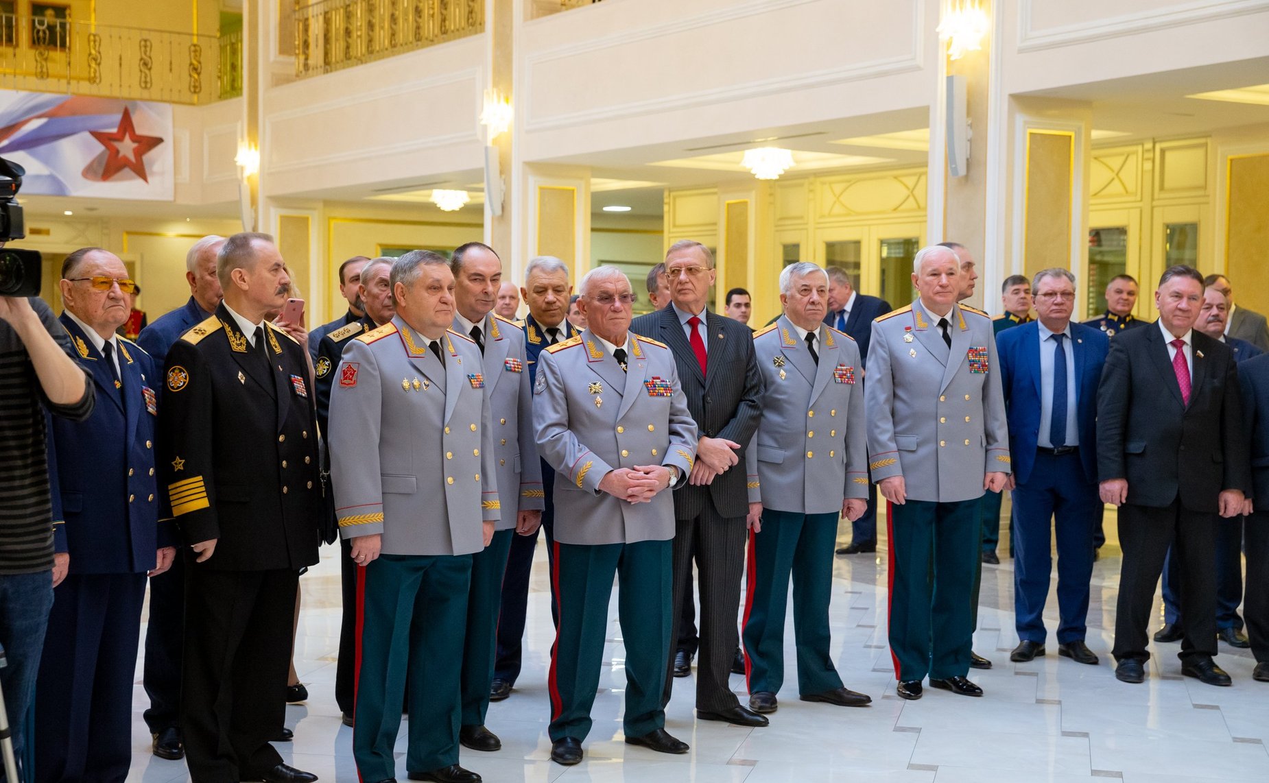 Совместное заседание Комитета СФ по обороне и безопасности и Клуба военачальников РФ и открытие выставки произведений художника-мариниста Павла Бойко