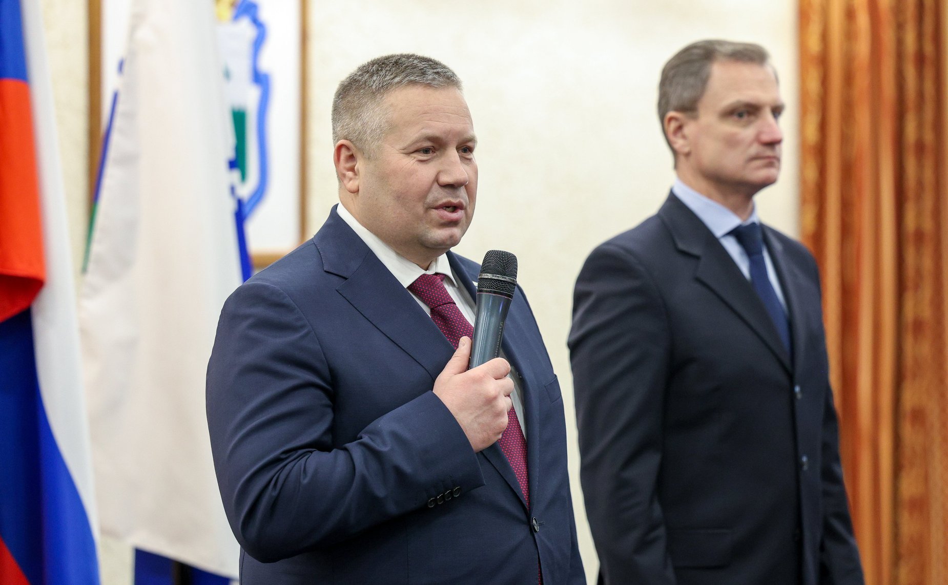 Денис Гусев вручил именные стипендии лучшим студентам учреждений профессионального образования Ненецкого АО