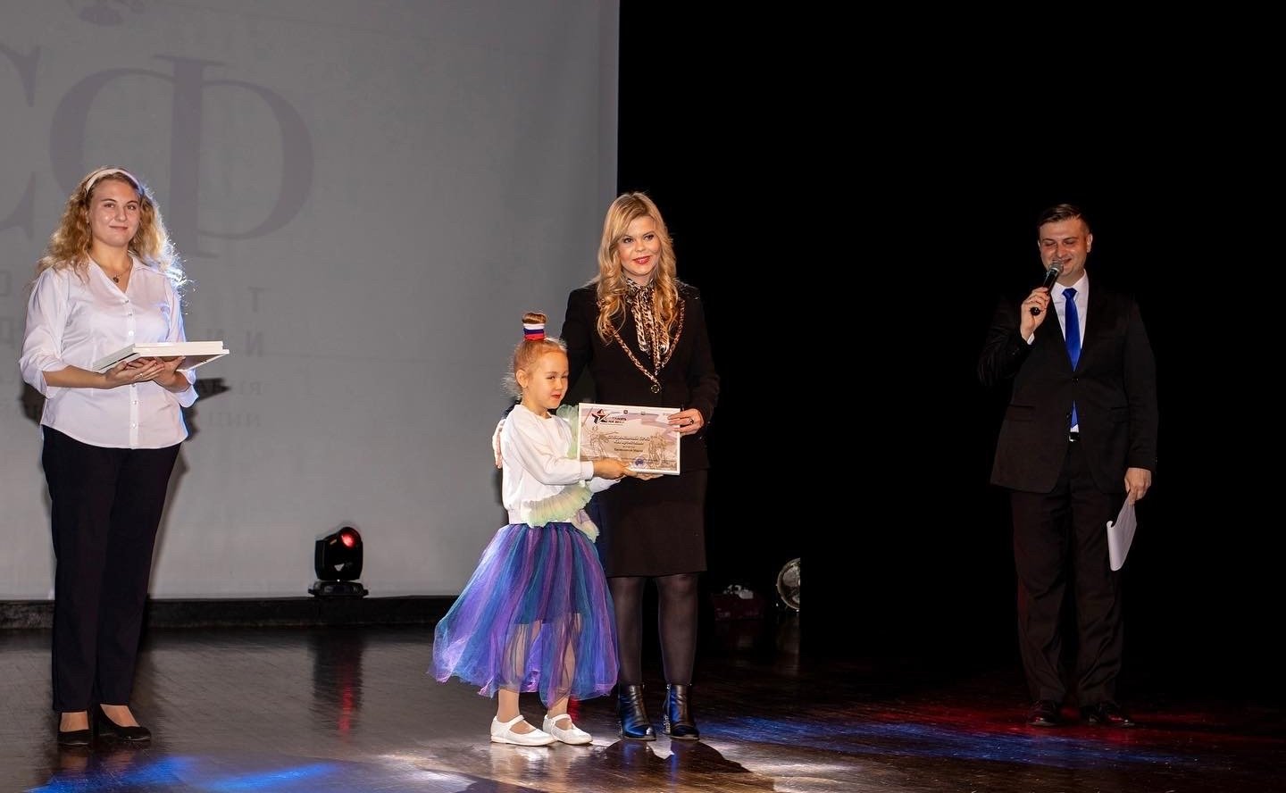 Фестиваль-конкурс патриотической песни «Память на века»