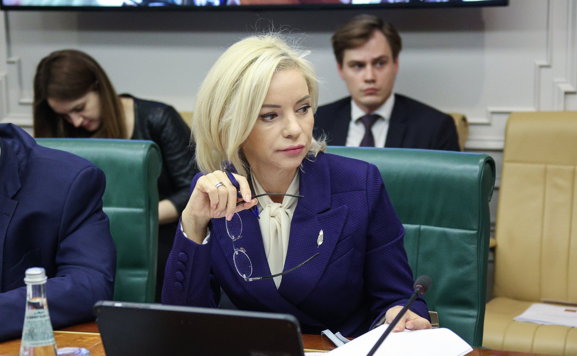 Заседание парламентской комиссии по расследованию преступных действий в отношении несовершеннолетних со стороны киевского режима