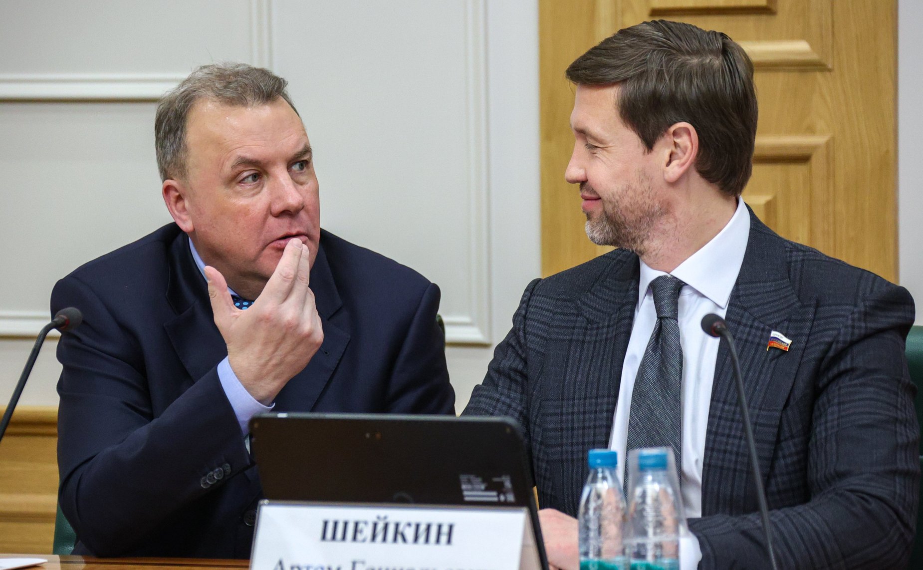 Расширенное заседание Комитета Совета Федерации по конституционному законодательству и государственному строительству «Инициативы Амурской области о дополнительных мерах по противодействию нелегальной миграции и ускорению цифровой трансформации»