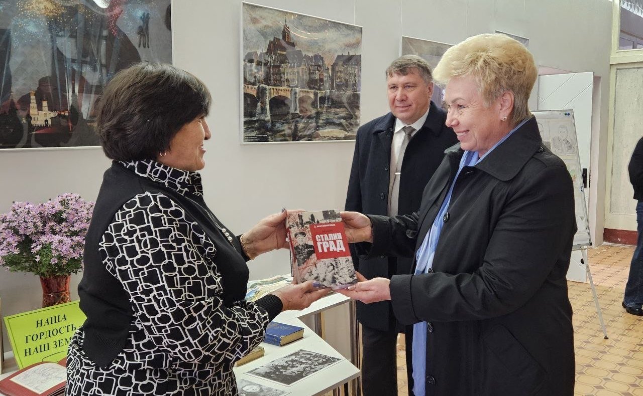 Ольга Бас в ходе поездки в регион приняла участие в мероприятих, посвященных памяти Героя Советского Союза, Маршала Советского Союза Андрея Ерёменко