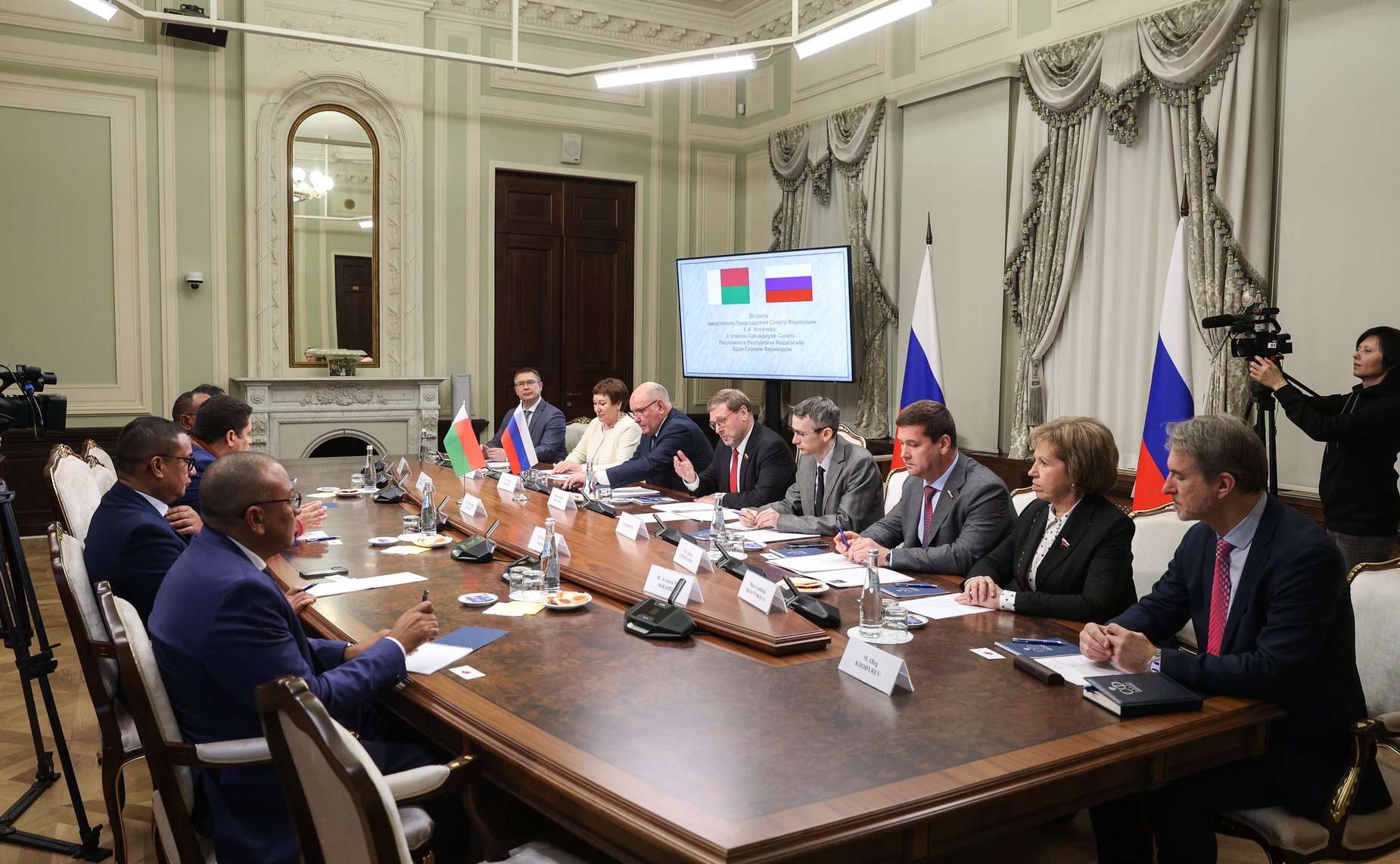 Встреча заместителя Председателя СФ Константина Косачева с членом Президиума Сената Парламента Республики Мадагаскар