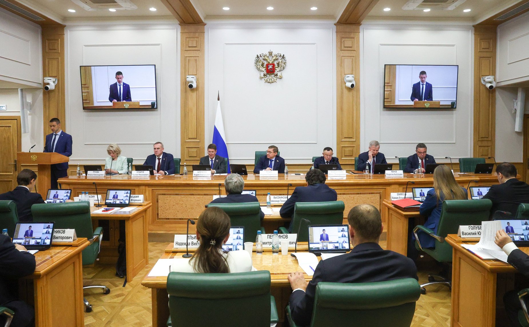 Заседание Совета по вопросам жилищного строительства и содействия развития жилищно-коммунального комплекса при Совете Федерации