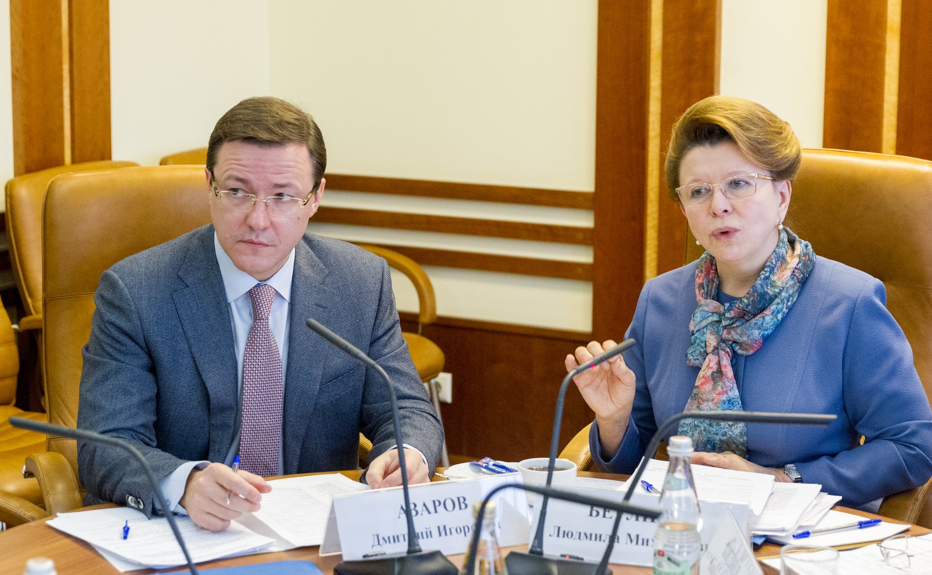 Л. Берлина и Д. Азаров Заседание Комиссии Совета законодателей по делам Федерации, региональной политике и местному самоуправлению