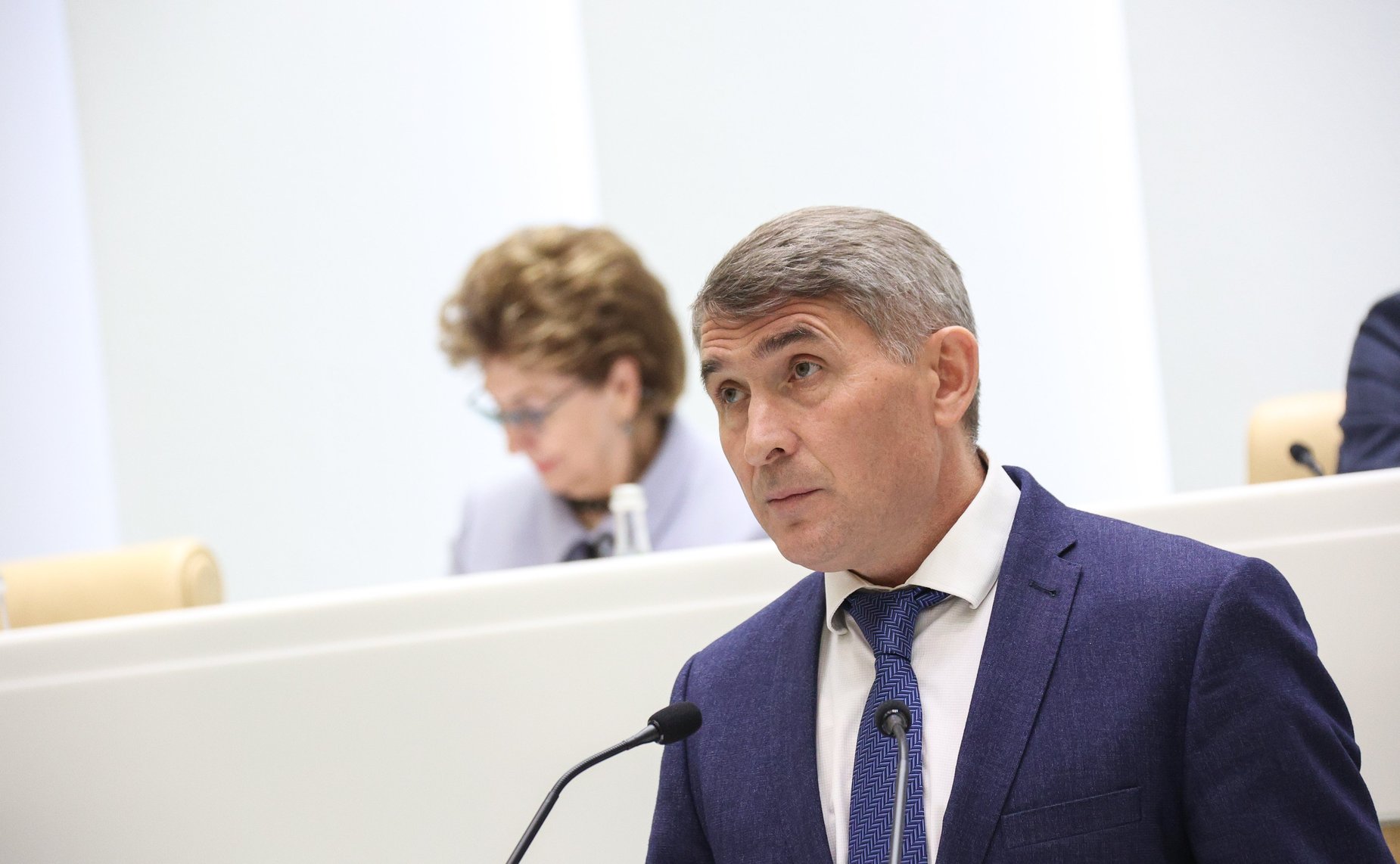 Олег Николаев