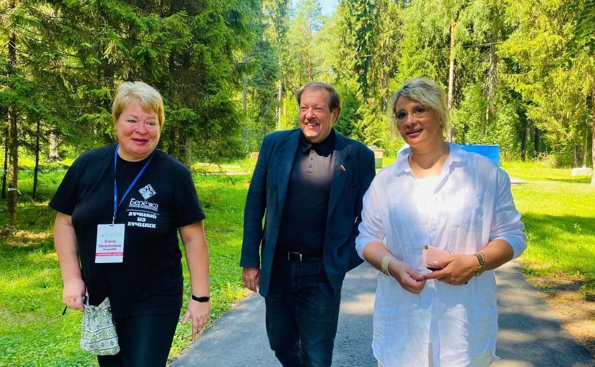 Наталия Косихина и Александр Русаков ознакомились с условиями размещения детей в оздоровительных лагерях Ярославской области