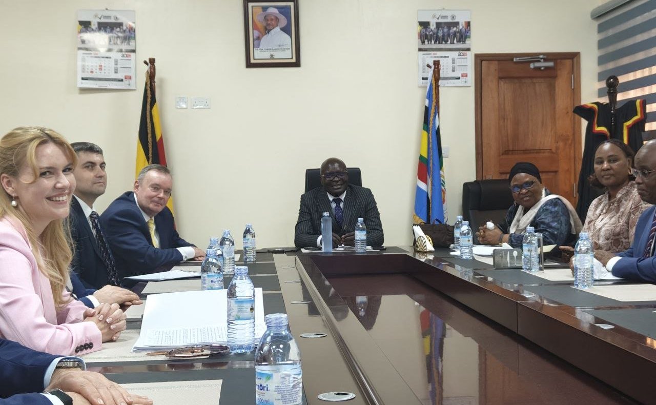 Сенаторы Российской Федерации в рамках участия в наблюдении за проведением всеобщих ыборов в Республике Уганда провели встречу с Вице-президентом страны Джессикой Алупо