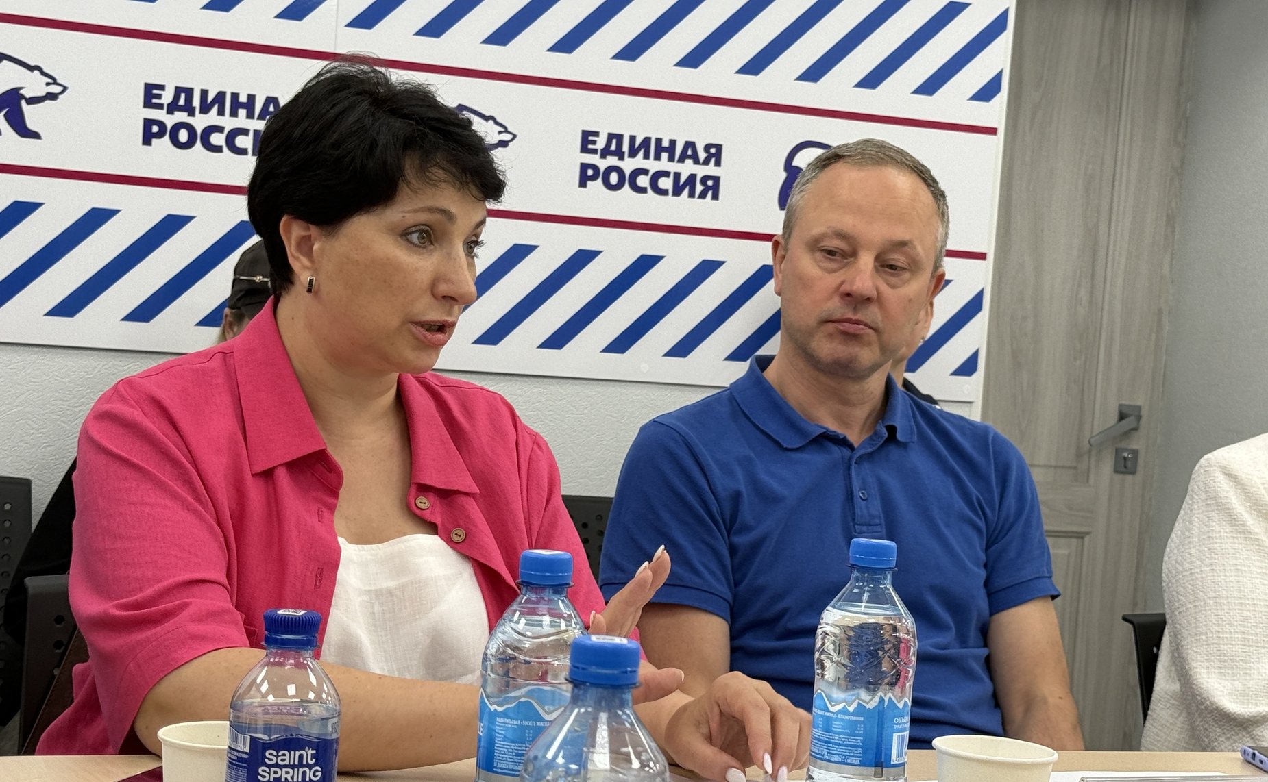 Елена Дягилева провела встречу в Штабе общественной поддержки региона