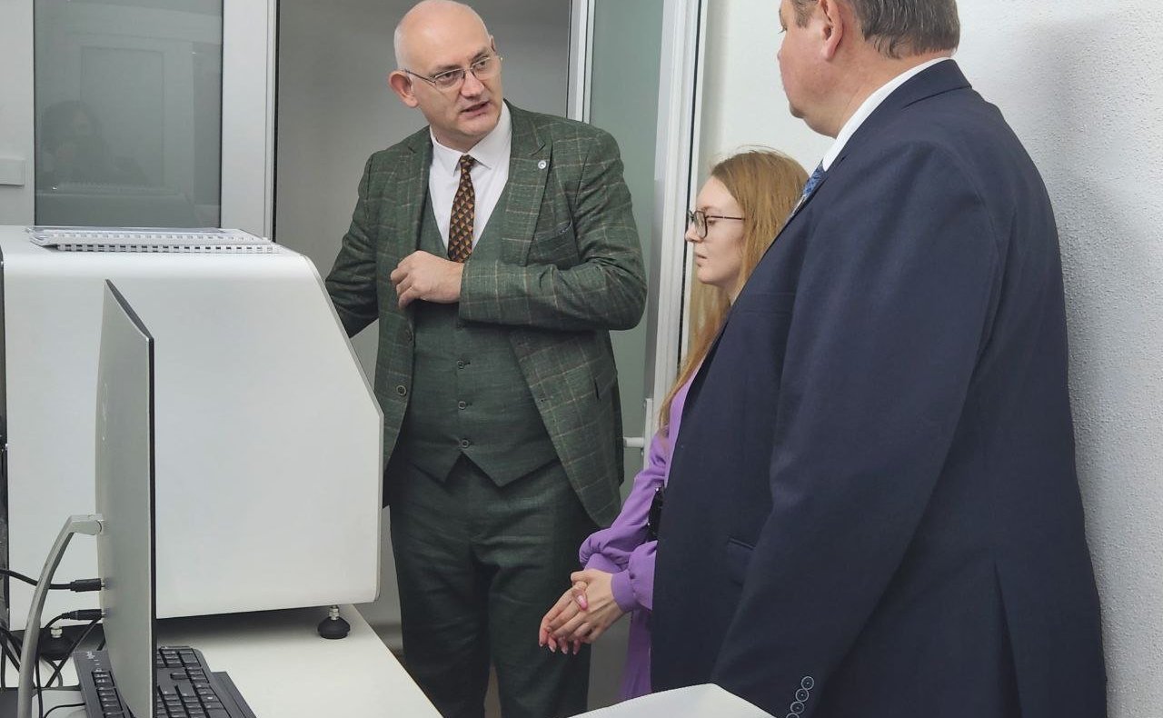 Сергей Колбин принял участие в торжественном мероприятии, которое ученые Института биологии южных морей имени Ковалевского РАН посвятили 10-летию воссоединения Севастополя с Россией