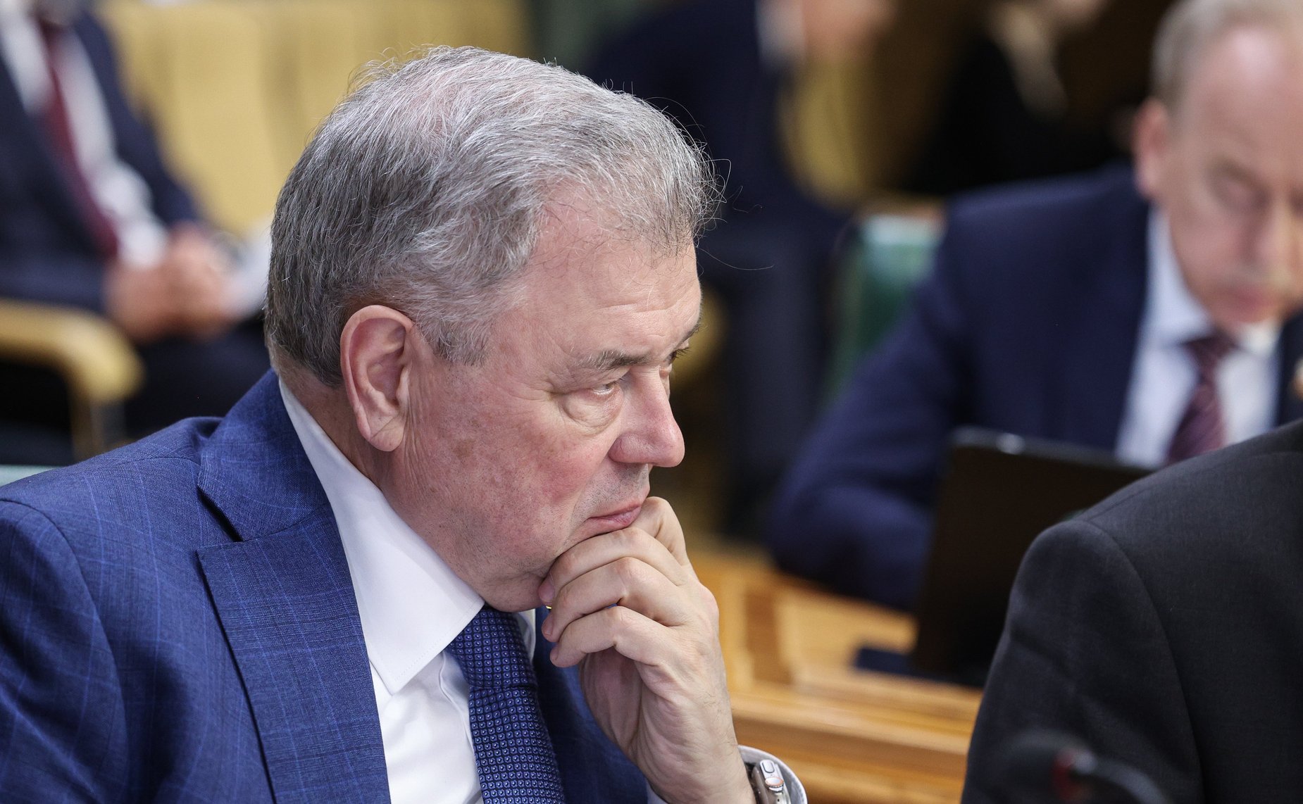 Анатолий Артамонов