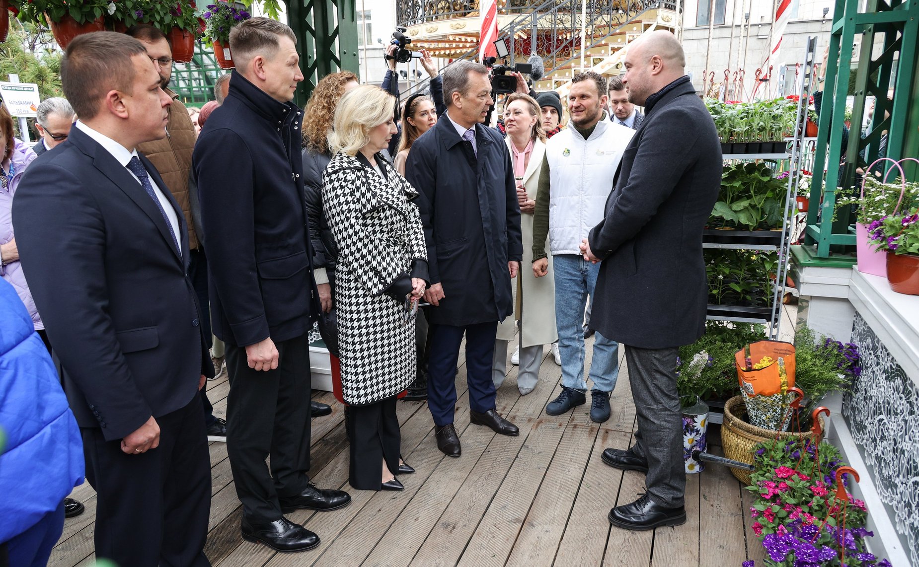 Сенаторы РФ открыли ярмарку фермерской продукции в Москве