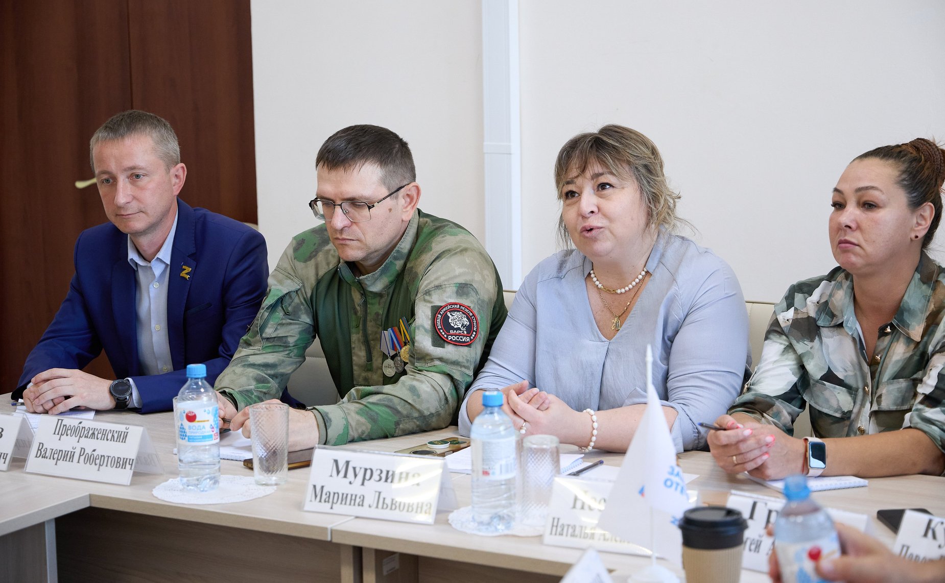 Во Владимире парламентарии посетили филиал Государственного фонда поддержки участников специальной военной операции «Защитники Отечества», где прошла конструктивная беседа с участниками СВО и членами их семей