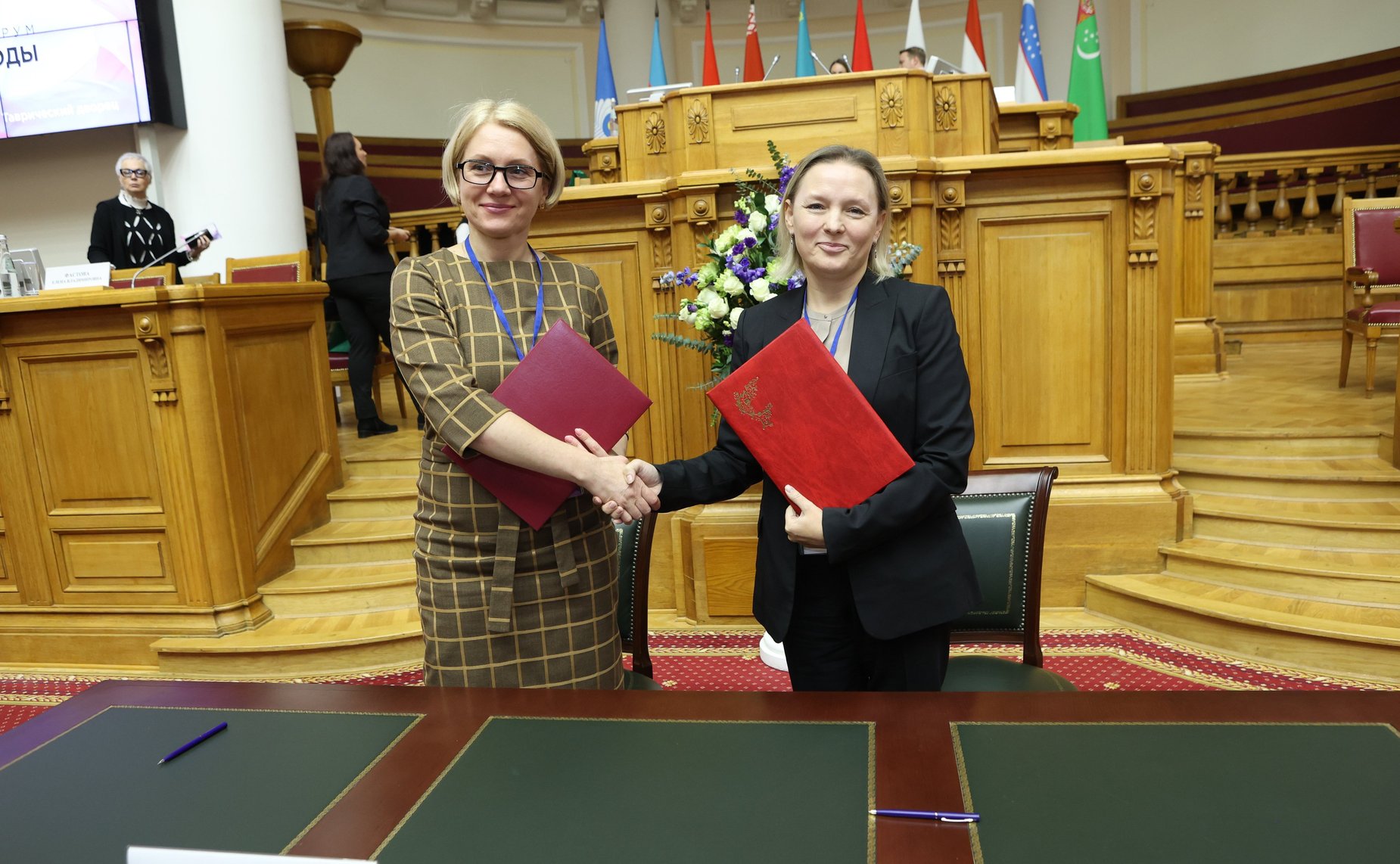 Подписание соглашений в рамках III Международного форума «Содружество моды»