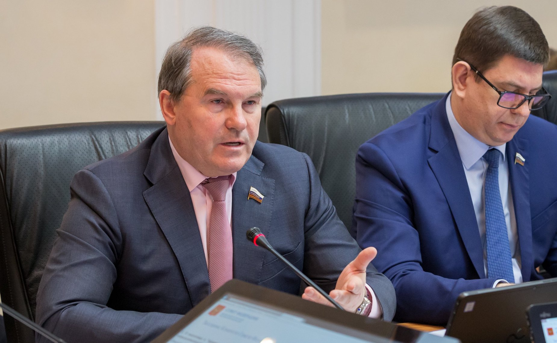 Игорь Морозов