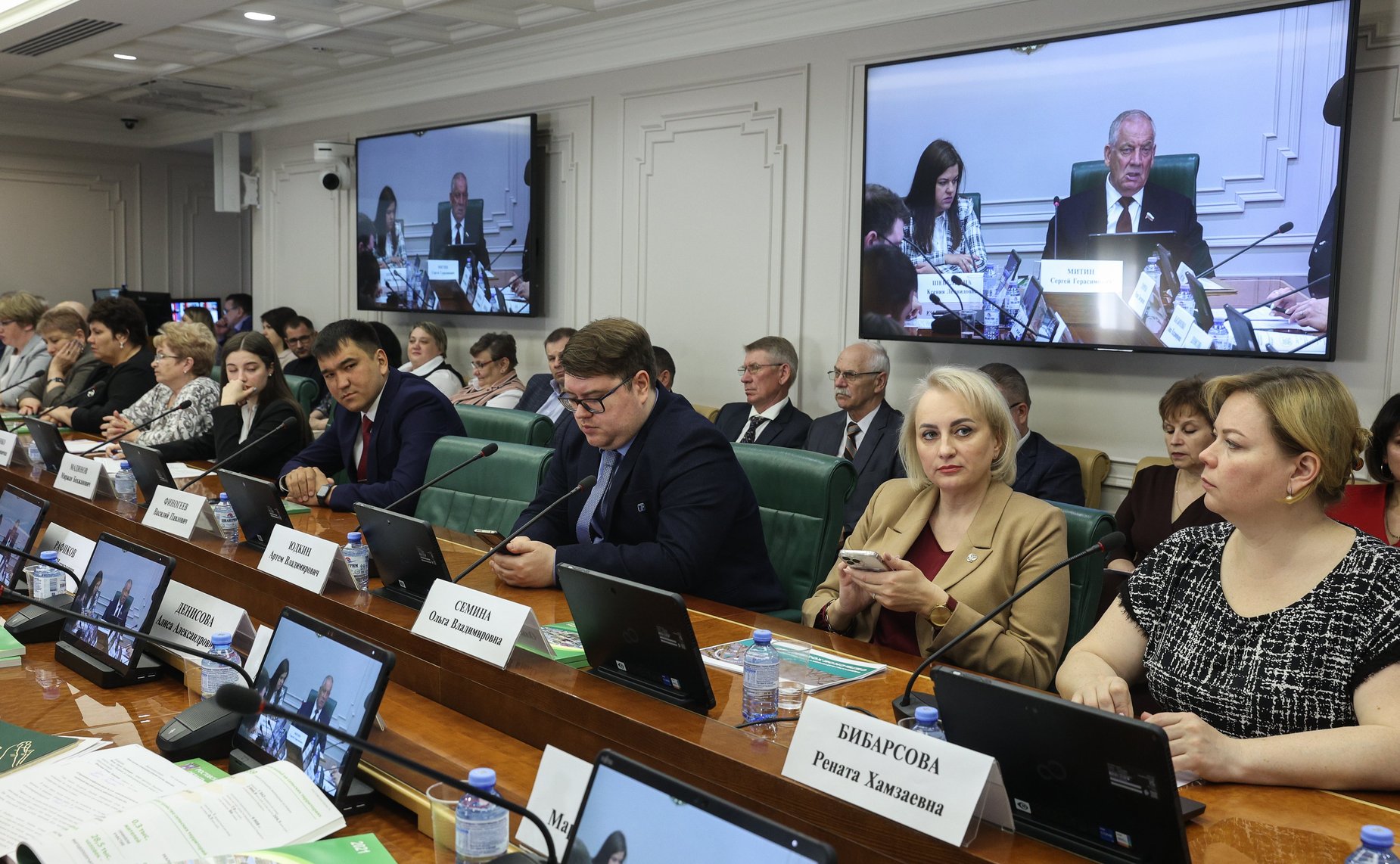 Дискуссионная площадка №1 «Новые подходы к комплексному развитию сельских территорий» (в рамках встречи Председателя СФ с тружениками социальной сферы села)