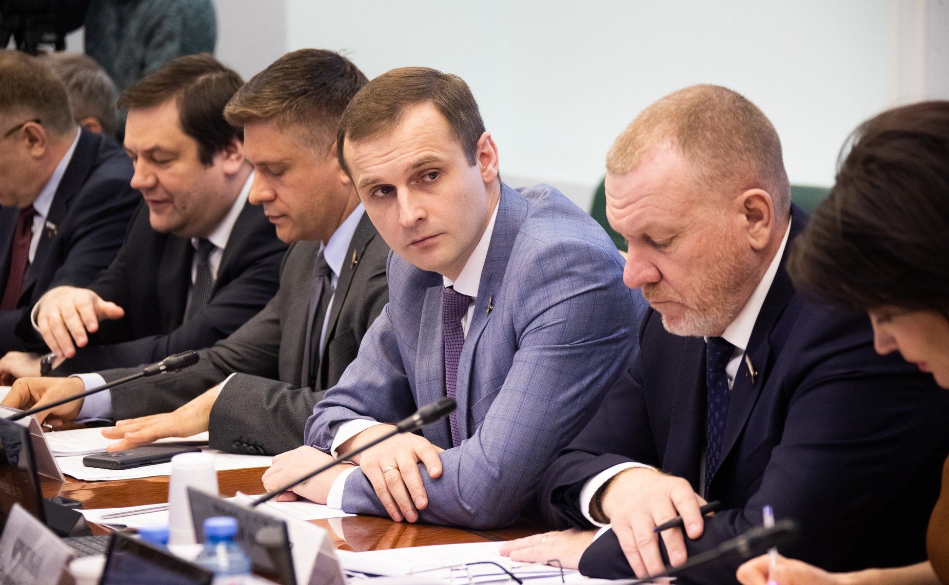 Сергей Леонов