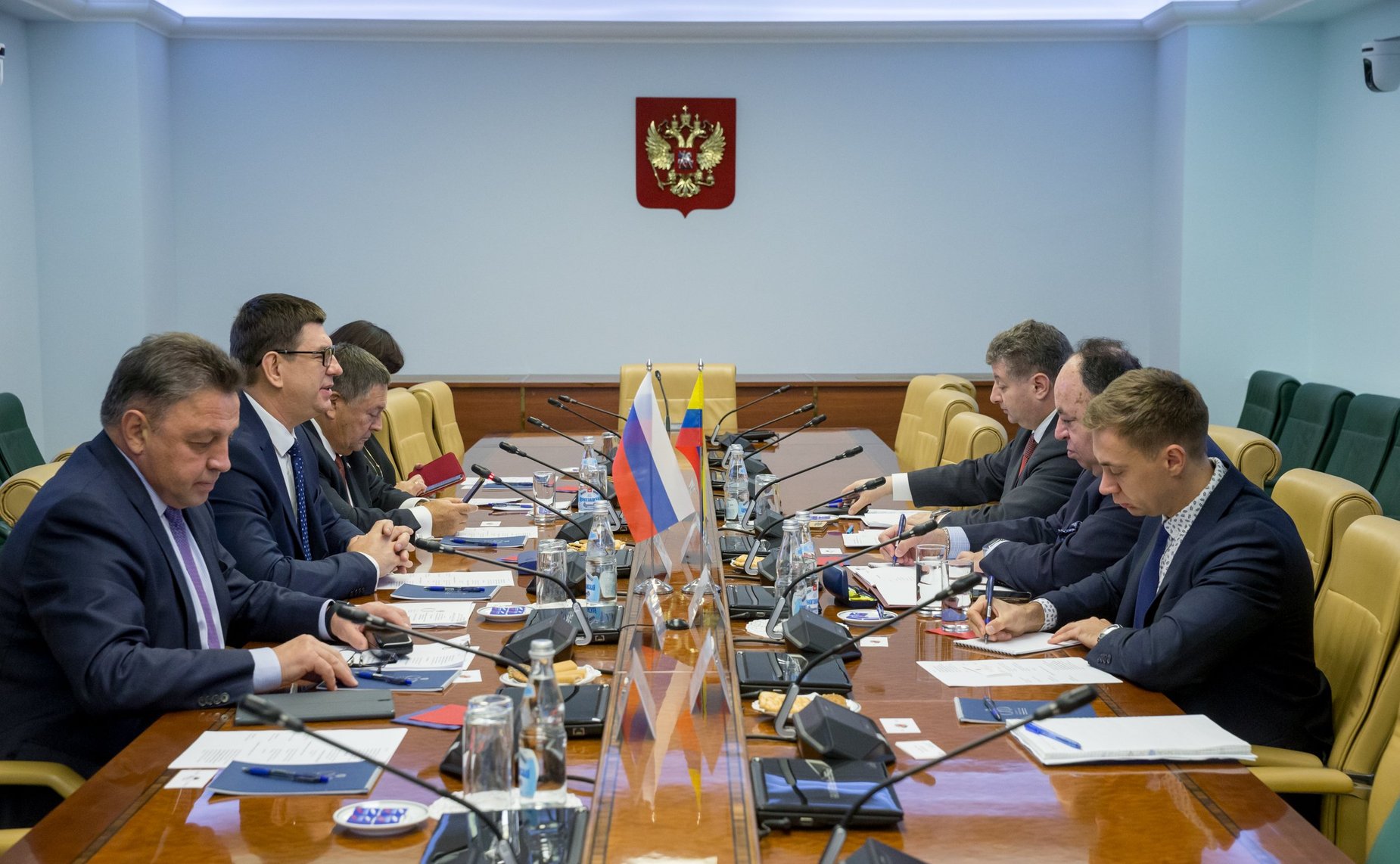 Встреча В. Смирнова и Е. Афанасьевой с Чрезвычайным и Полномочным Послом Республики Эквадор в РФ Х. П. Эспиносой