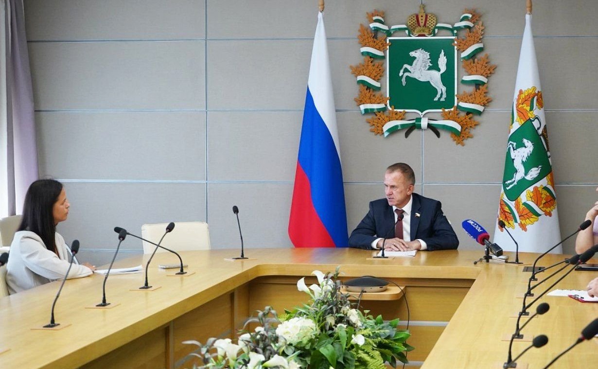 Владимир Кравченко подвел итоги полугодия и рассказал о планах деятельности в Совете Федерации