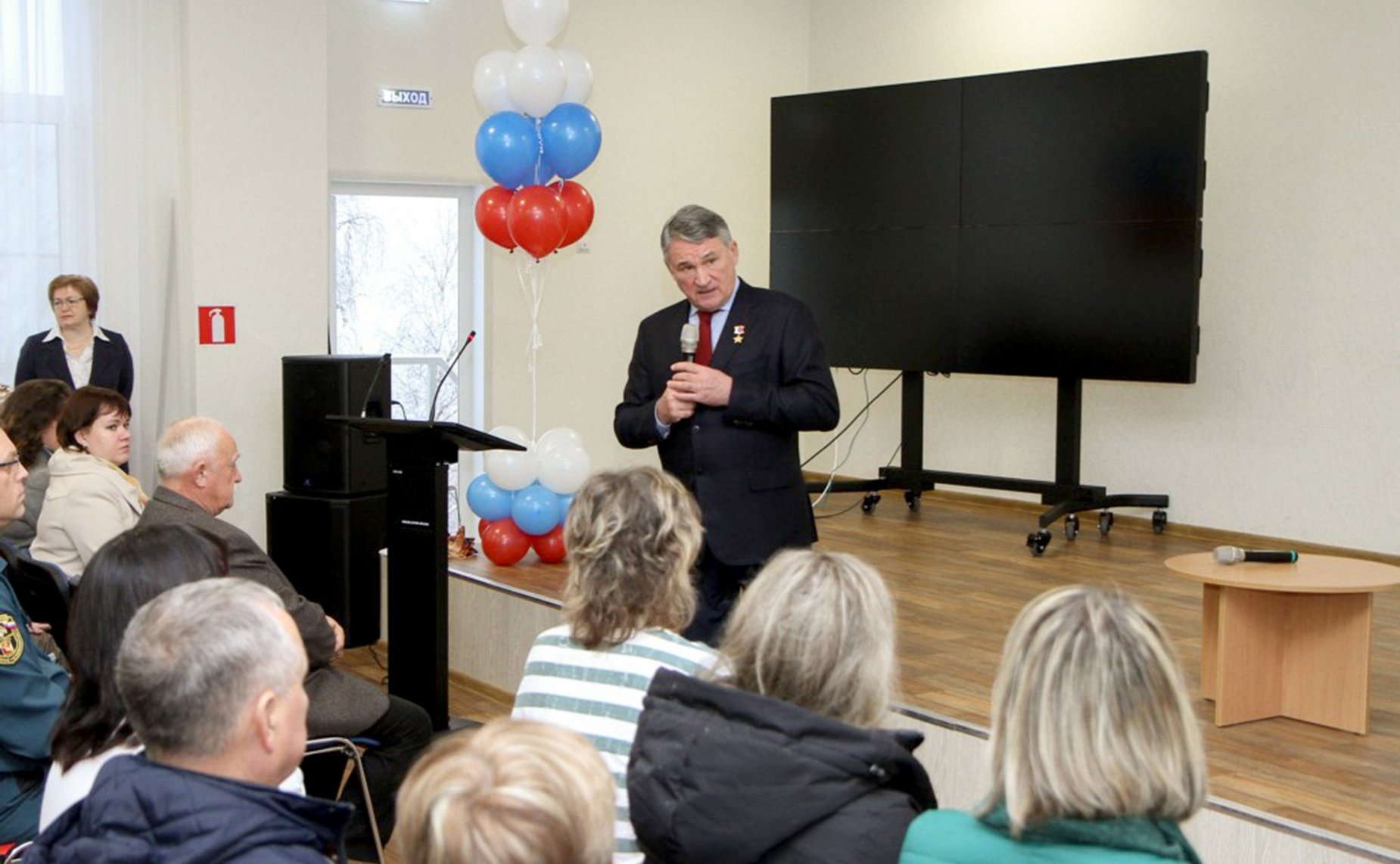 В школе центра «Корабелы Прионежья» впервые прошла торжественная церемония посвящения в кадеты