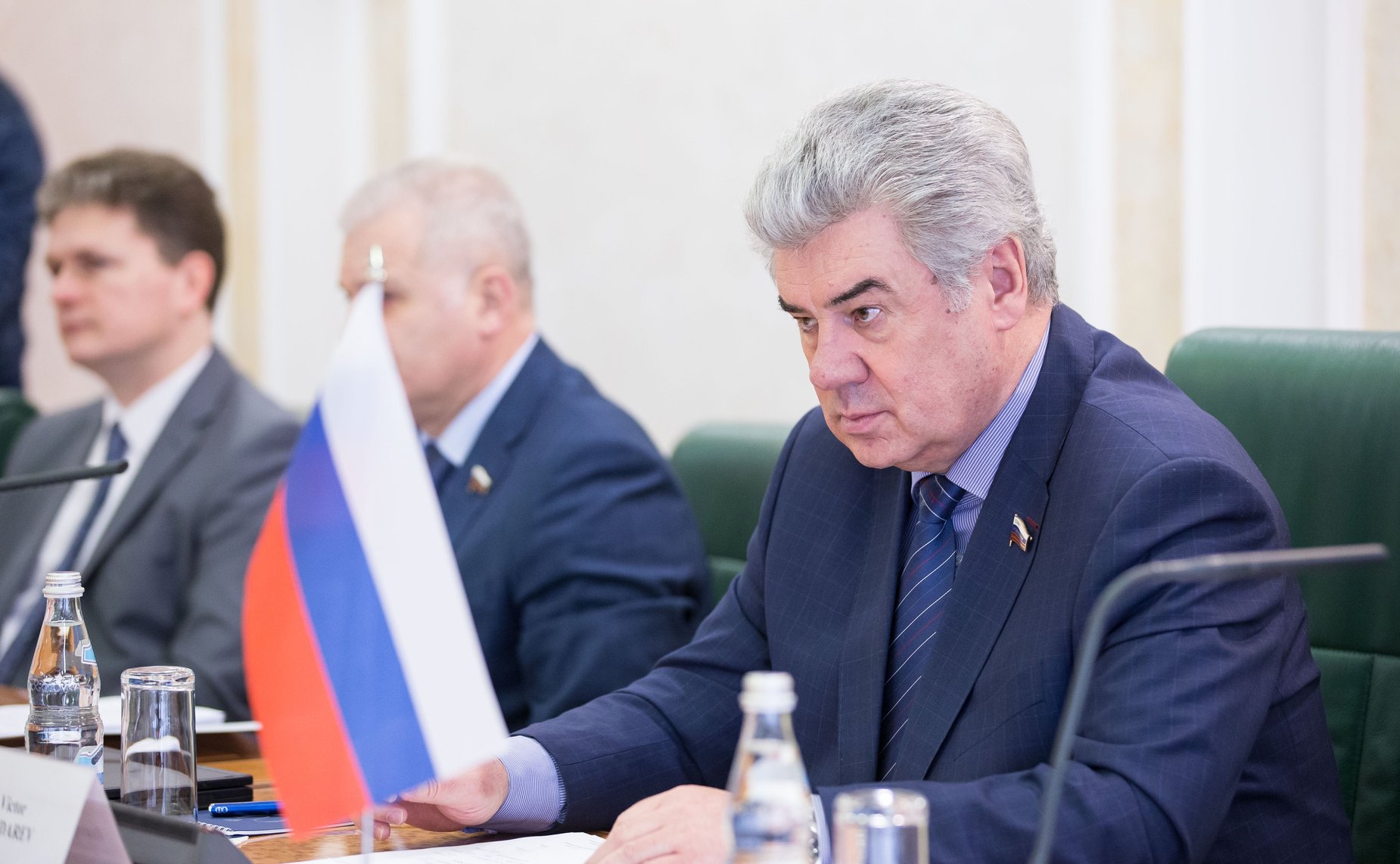 Виктор Бондарев