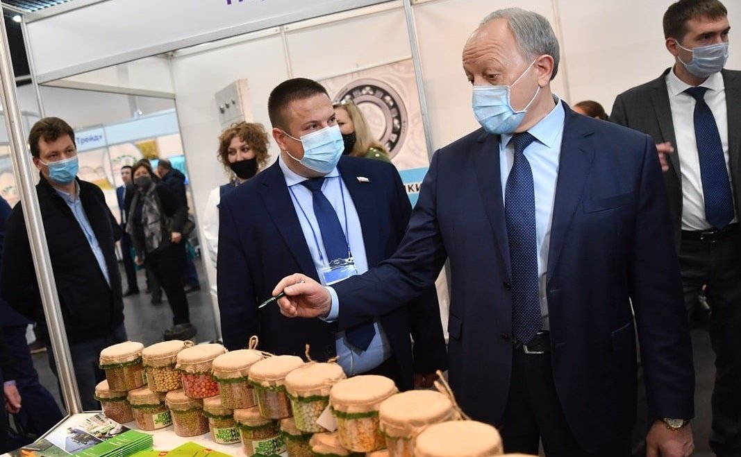 Олег Алексеев в ходе работы в регионе принял участие в заседание коллегии министерства сельского хозяйства Саратовской области