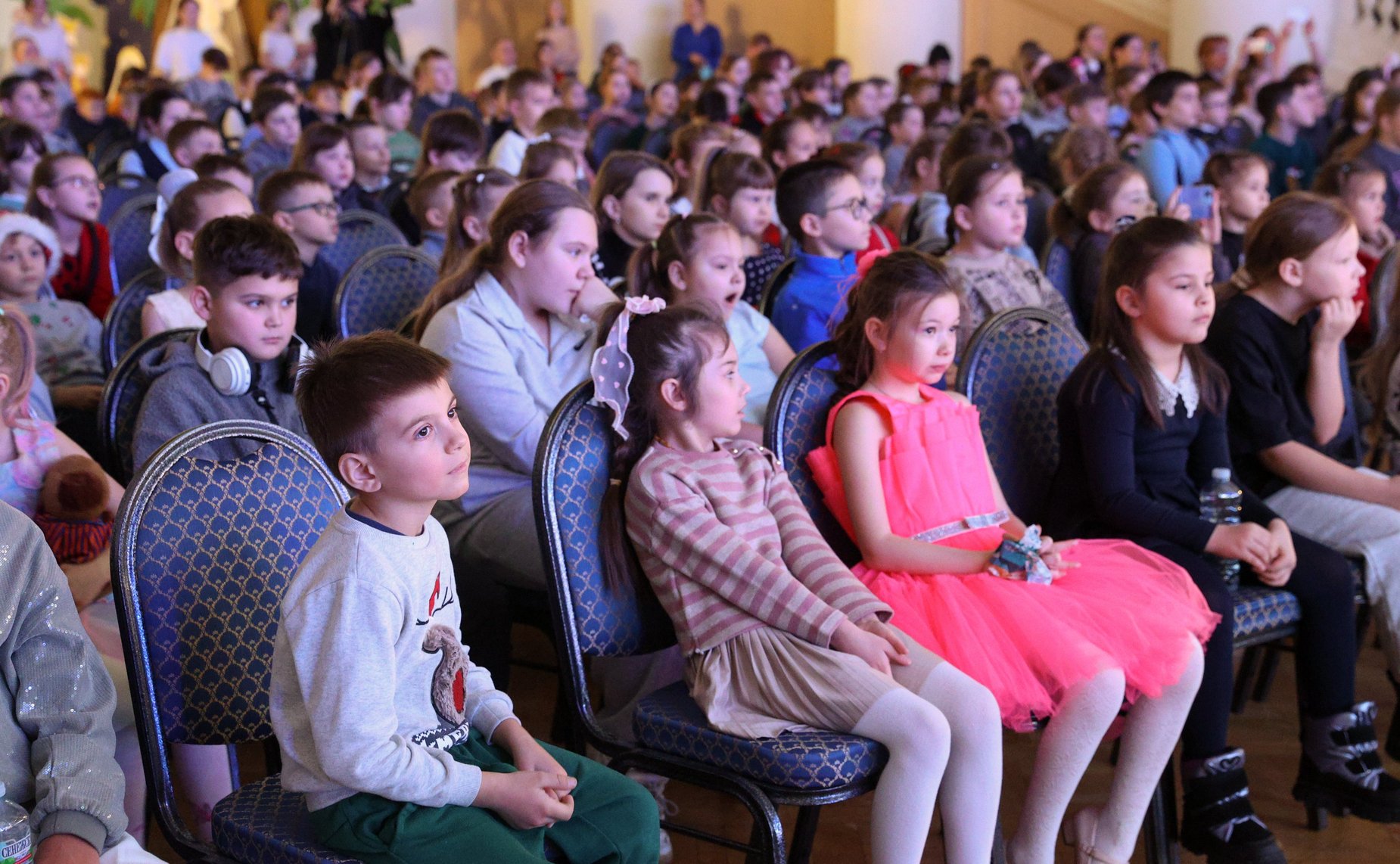 По инициативе Валентины Матвиенко в Таврическом дворце Санкт-Петербурга организована Рождественская елка для детей участников СВО