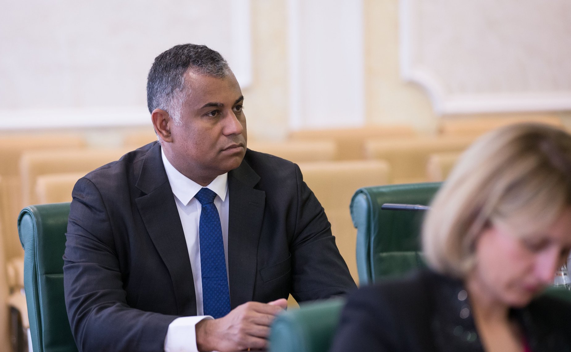 Встреча В. Бондарева с директором Центра высших военных исследований Французской Республики Винсентом Жиро