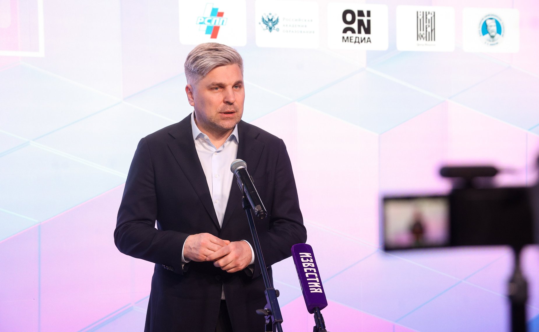 Пресс-подход по итогам пленарной сессии «Искусство быть здоровым» Конгресса «СМАРТздрав»