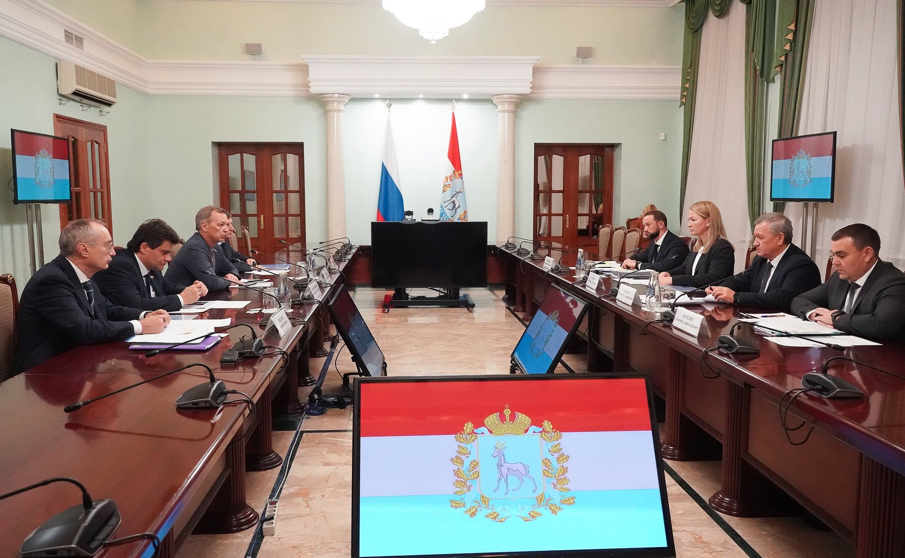 Первый заместитель Председателя Совета Федерации Андрей Яцкин провел совещание о ходе реализации Постановления СФ «О государственной поддержке социально-экономического развития Самарской области»
