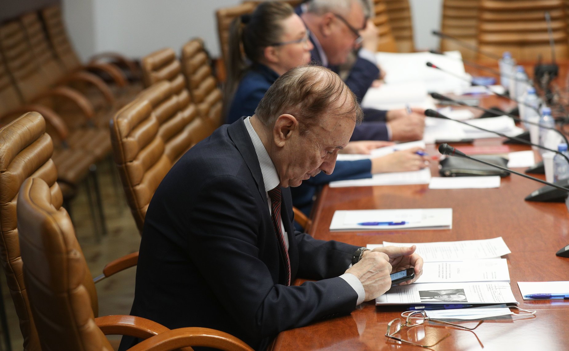 «Круглый стол» Комитета СФ по экономической политике совместно с Комитетом СФ по социальной политике